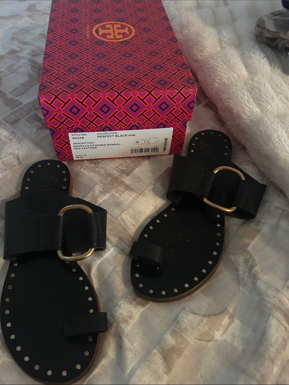 Tory Burch Black Leather Bow Toe-Loop Sandals with Gold Accent